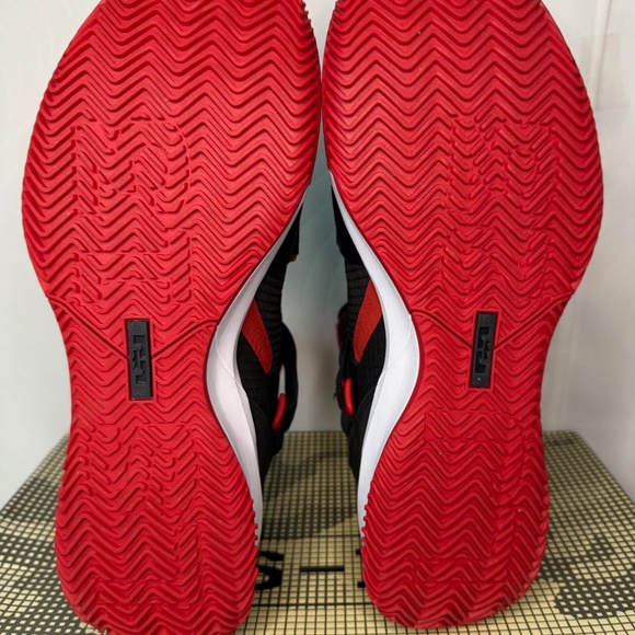 Nike LeBron Soldier 13 SFG , Black and Red, 13 - Picture 11 of 14
